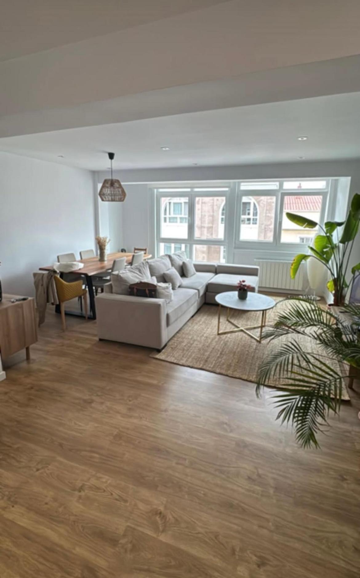 Mafaus Con Parking Privado A 600m Playa De Riazor Apartment *